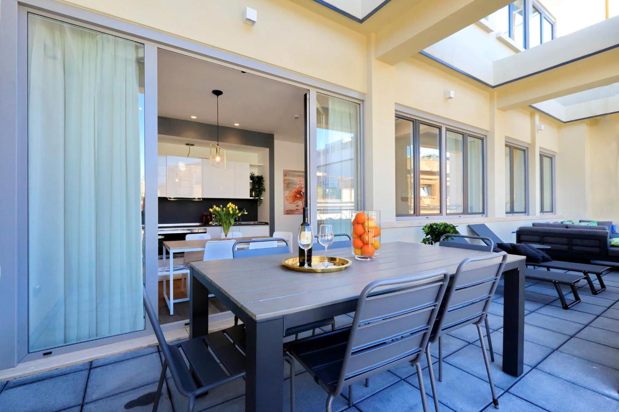 La Flavia Design By Halldis Rom
