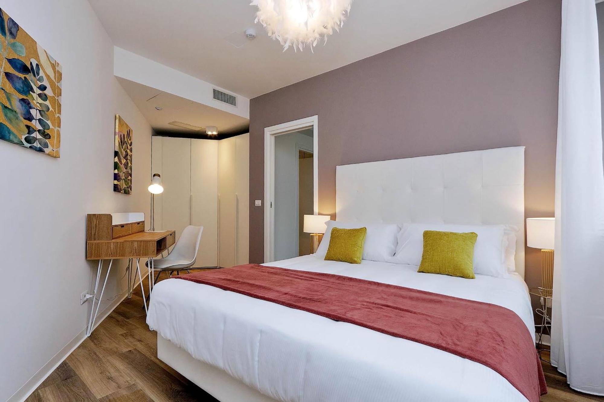 La Flavia Design By Halldis * Rom